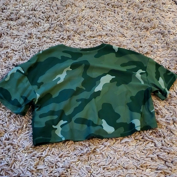 Old Navy Active camo jogger outfit - Picture 9 of 14